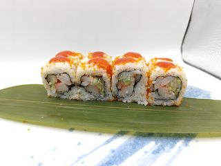 74 Uramaki gambero cotto