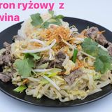 Kurczak w cieście z frytkami z sosem słodko-kwaśnym