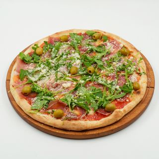 Prosciutto pizza