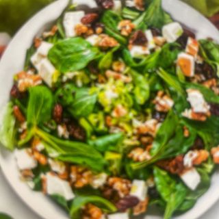 17. Ensalada De Frutos Secos