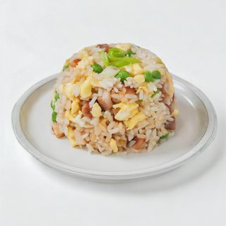 Tori Chahan with pivo free 