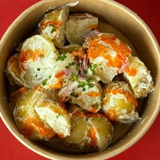 Patatas Baby con Encurtidos y Chili Fermentado (Vegana)