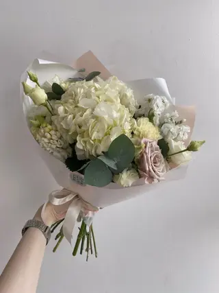 Buchet white