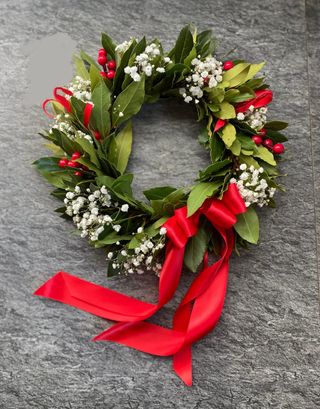 Coroncina bacche, alloro, nastrino, nebbiolina