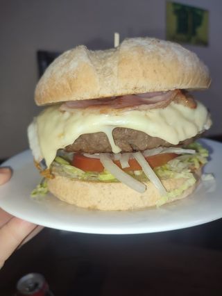 Hamburguesa De Buey Con Queso Y Bacon (200 G.)