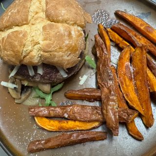 Hamburguesa Pilar Talavera