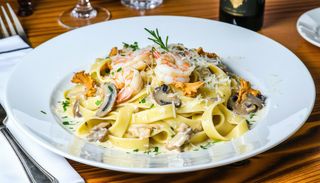 Tagliatele cu hribi și creveţi