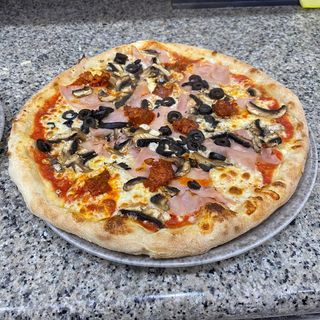 Pizza 4 Estaciones (33 Cm.)