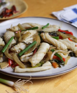 73 Calamari con misto verdure