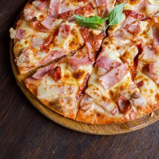 Pizza Jamon familiar