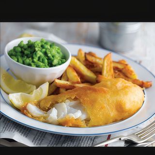 Fish & chips with mushy peas