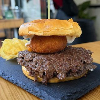 Menú La "Croquetona" Con Patatas