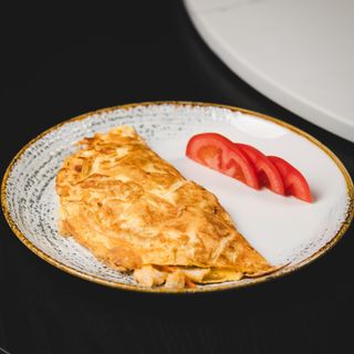 Omlet sa govedinom, sirom i povrćem