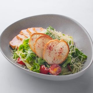 Салат "Цезарь с курицей"