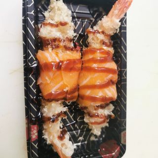 503. Involtino di salmone