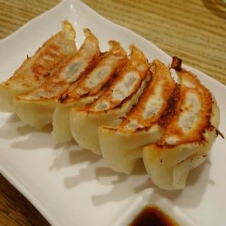 Gyoza De Pollo (6 Uds.)。 （34A）