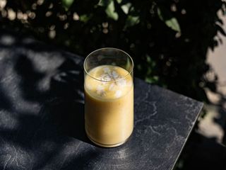 Смузі манго-кокос (330ml)