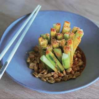 A01-961 Krastavac sa belim lukom