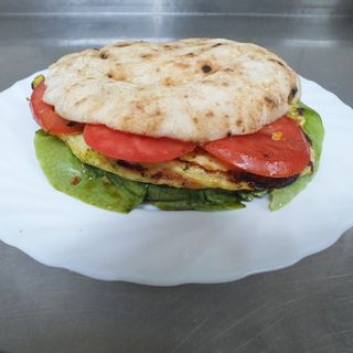 Teleća šnicla u somunu 250gr