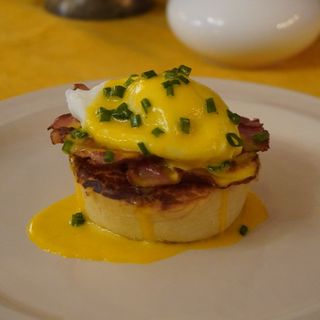 ბენედიქტი ბრიოშზე