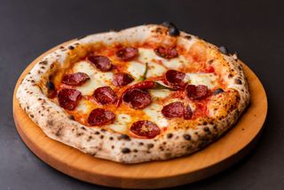 Pizza Pepperoni Napoletana