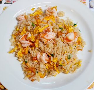 147. Riso con gamberi