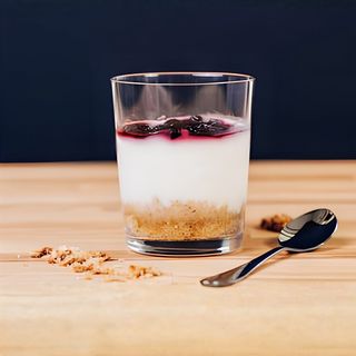 Cheesecake la pahar cu fructe de pădure 200g