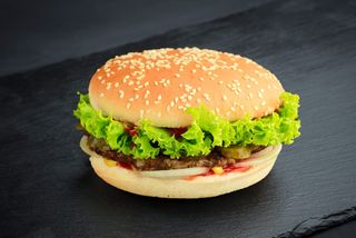 Гамбургер (2 котлети) (295г)