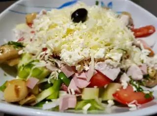 Овчарска салата  (500г)