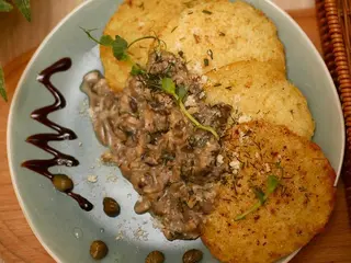 Деруни під Грибним соусом (200г)