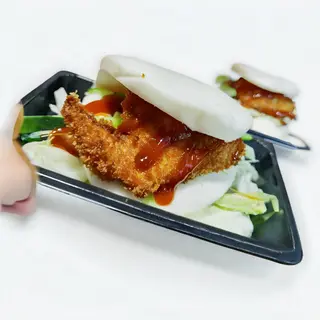 36. Pan Bao De Pollo (1 Ud.)