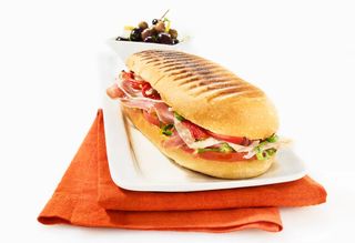 Sandwich Omelette Et Cacher