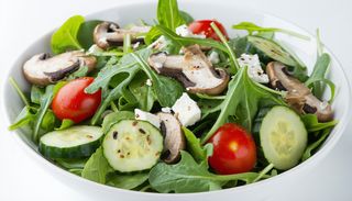 7. Салата гъби Златна игла