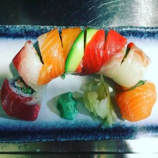 Uramaki Rainbow (8 uds)