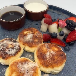 Sirniki (quark cheese pancakes) GF