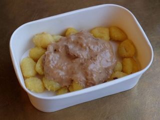 Картопляні ньоки з тушкованою телятиною (250g)