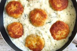 Ćufte u belom sosu sa pomfritom