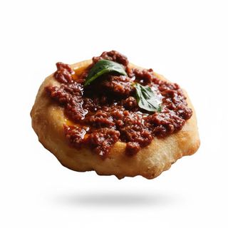 Montanara al ragù alla bolognese