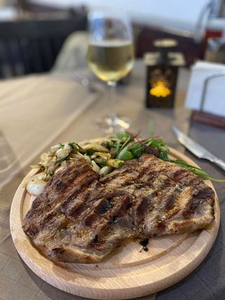 Свинска вратна пържола (300г)