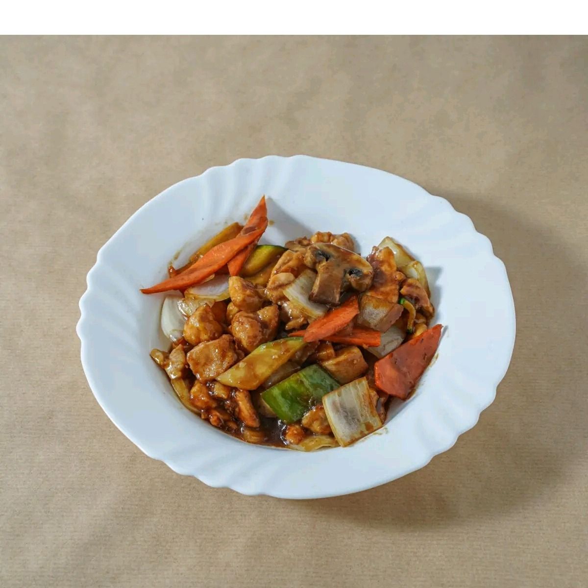 Pollo con verduras