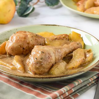 POLLO CON MANZANA A LA SIDRA