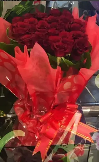 12 Roses Rouges
