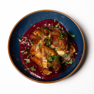 წიწილა მაყვალში