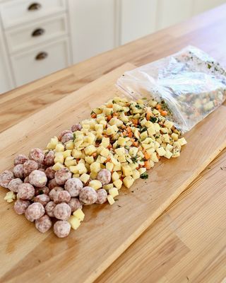 Суп з фрикадельками (1000г). Продукт заморожений