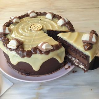 Bolo à Fatia - Kinder Bueno