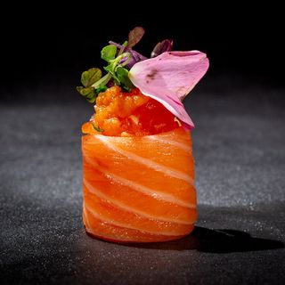 Bignè salmone 2 pezzi