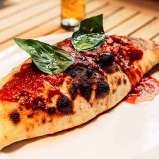 Pizza calzone