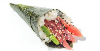 127. Temaki de Atún y Aguacate (1 Pz.)