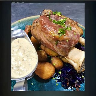 Ciolan de Porc asezonat (780 gr)