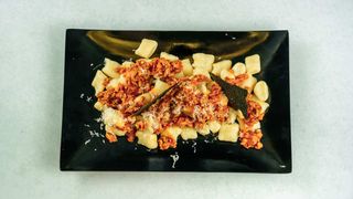 Gratinirani Favory njoki Bolognese 2 porcije